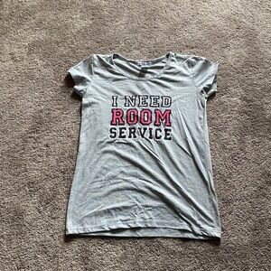 Em & Alfie Gray Graphic Tee “I Need Room Service” Short Sleeve Casual SIZE M